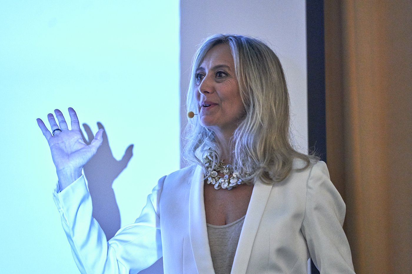 Dr. Susanne Finzel im Vortrag